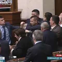 Я прошу всем заспакойтеся