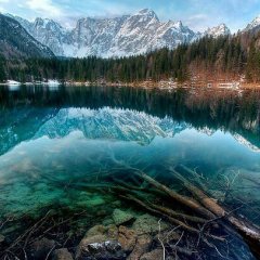 Озеро в Канаде