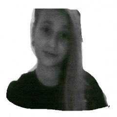 р