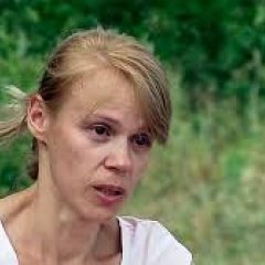 Мальчик в трусиках