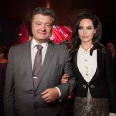 Стала известна причина развода Питта и Джоли