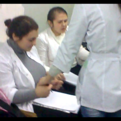 Медики