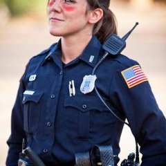 Woman cop