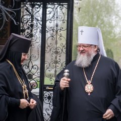 Храм