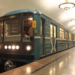Когда едете на метро и опаздыв