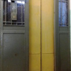 В подъезде лифт убийца 2
