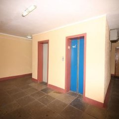 В подъезде умные лифты