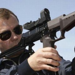 Медведев снайпер