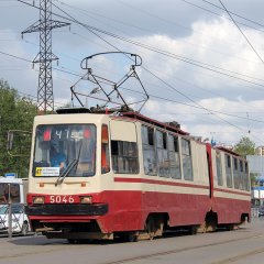 Петербуржца оштрафовали за секс в трамвае