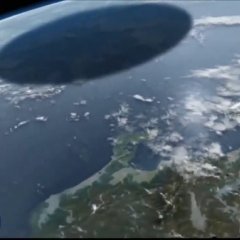 A large asteroid flies to the ground dangerous