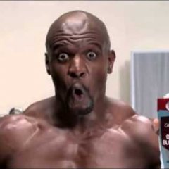 Чернокожий актер из рекламы Old Spice