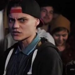 Он жив