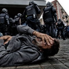 En tanto en Catalua quedase un solo cataln y piedras en los camp