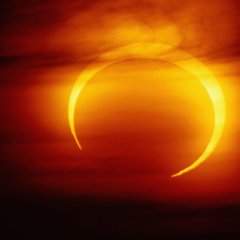 The Sun of the Lunar Eclipse