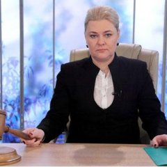 По делам несовершеннолетних