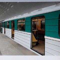 Метро Париж 81-717 Номерной 21 сентября 2011 года
