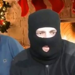 Пока не сбреет маску Серега будет викинх