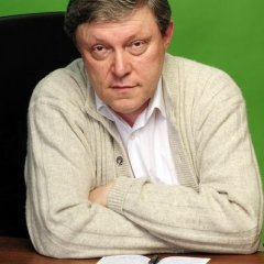 Явлинский в домашнем