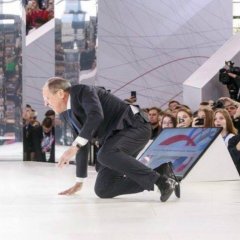 Лавров