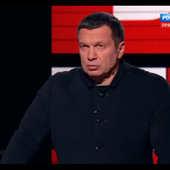 Соловьев
