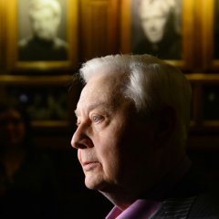 Серьёзный Олег Табаков