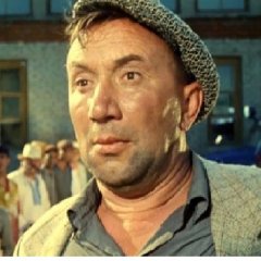 С обедом там не опаздывайте