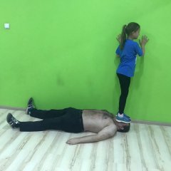 Подкаблучное чмо