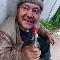Бомжа петю знают все