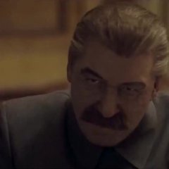 Красный Сталин с Уренгоя