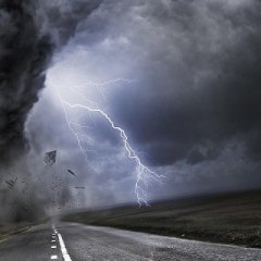 Рост и приближается