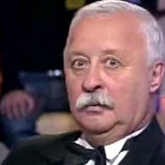 Удевлённый якубович