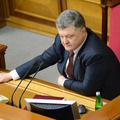 Порошенко за компом