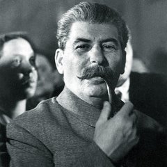 Сталин с трубкой