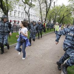 Ы
