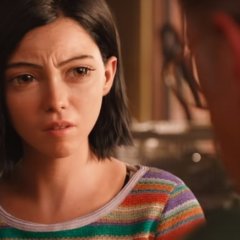 Alita подозревает