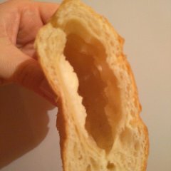 Булка с творогом