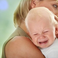 Сам уговаривал родить ребенка сам же с этим ребенком и бросил