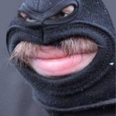 Писюн с усами