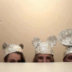 Шапочка из фольги
