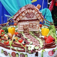 Колбасный домик