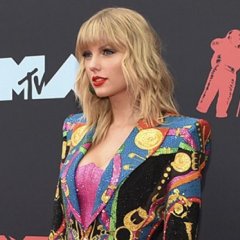 Трыньswiftит