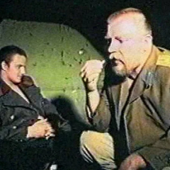 СИДИМ С БРАТИШКОЙ ТУТАВДВОЕМ ТУТА