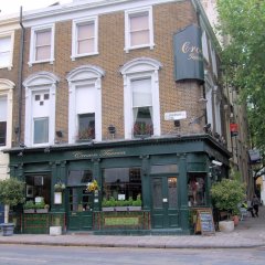 The Crown Tavern - 43 Clerkenwell Green London
