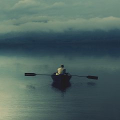 С любовью плыву по течению судьбы