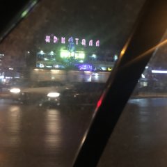 Грузовики ночью