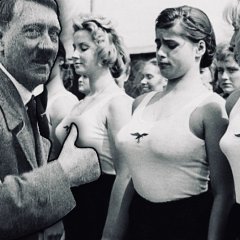 Адольф и Девочки