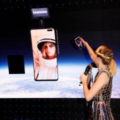 Cara Delevingne - First Space Selfie