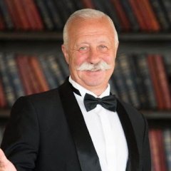 Леонид Якубович