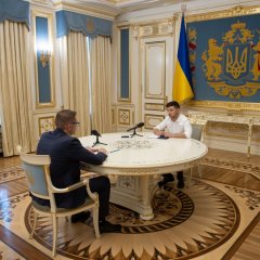 Хрипатый карлик-еврей