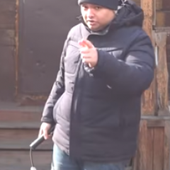 РУСЯ ГИТЕЛЬМАН С НУНЧАККАМИ